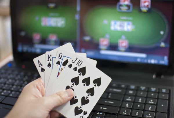 Live Casino ZK774 – meja baccarat dan roulette dengan dealer sungguhan secara real-time
